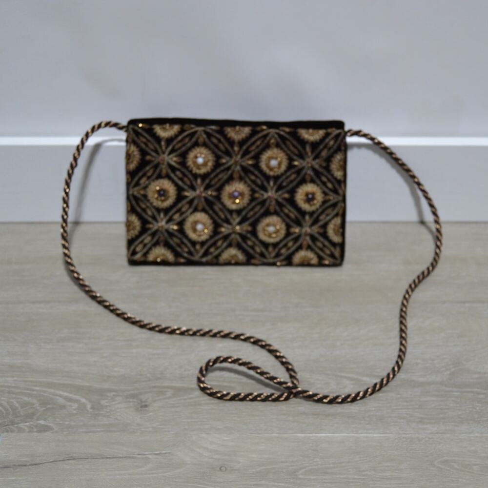 Zardozi Embroidered & Beaded Floral Design Black Velvet Purse